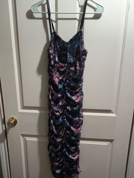 Leyrason Dresses & Skirts - Ruched Floral Midi Slip Dress in Navy and Pink